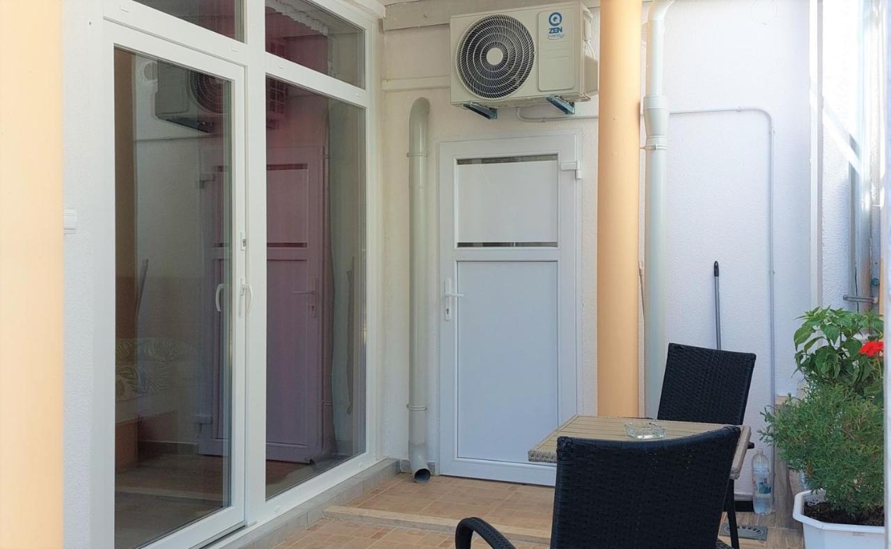 Amore House With Apartment Umago Esterno foto